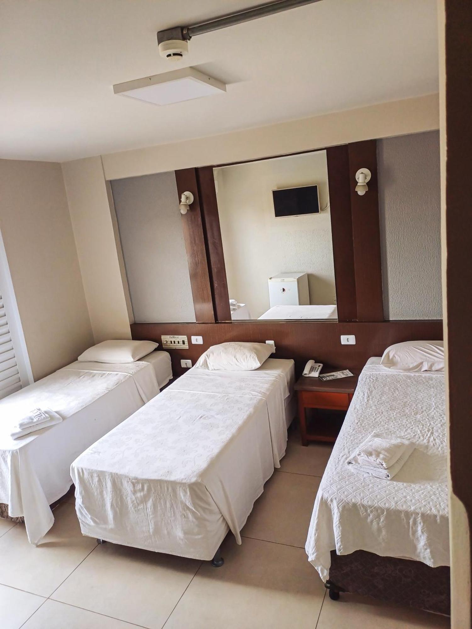 Piloes Palace Hotel Mineiros المظهر الخارجي الصورة