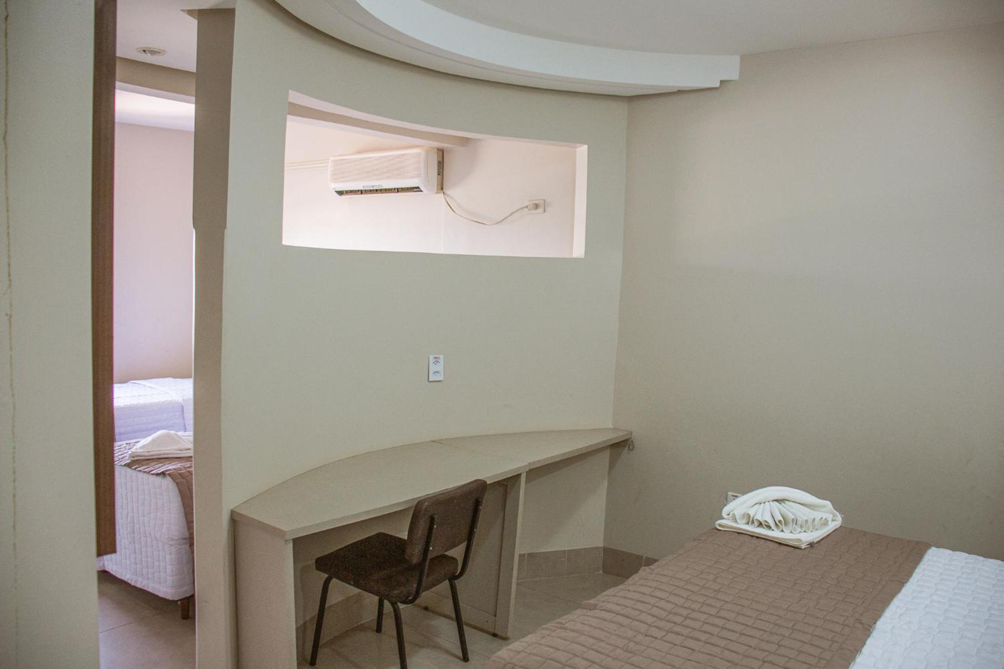 Piloes Palace Hotel Mineiros المظهر الخارجي الصورة