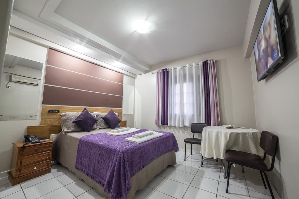 Piloes Palace Hotel Mineiros المظهر الخارجي الصورة