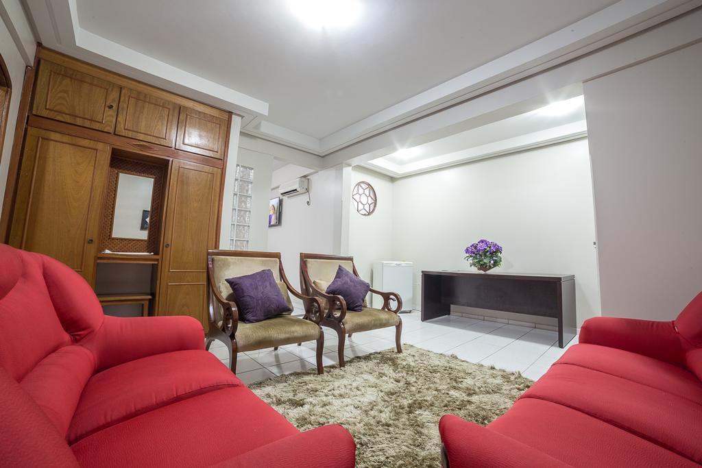 Piloes Palace Hotel Mineiros المظهر الخارجي الصورة