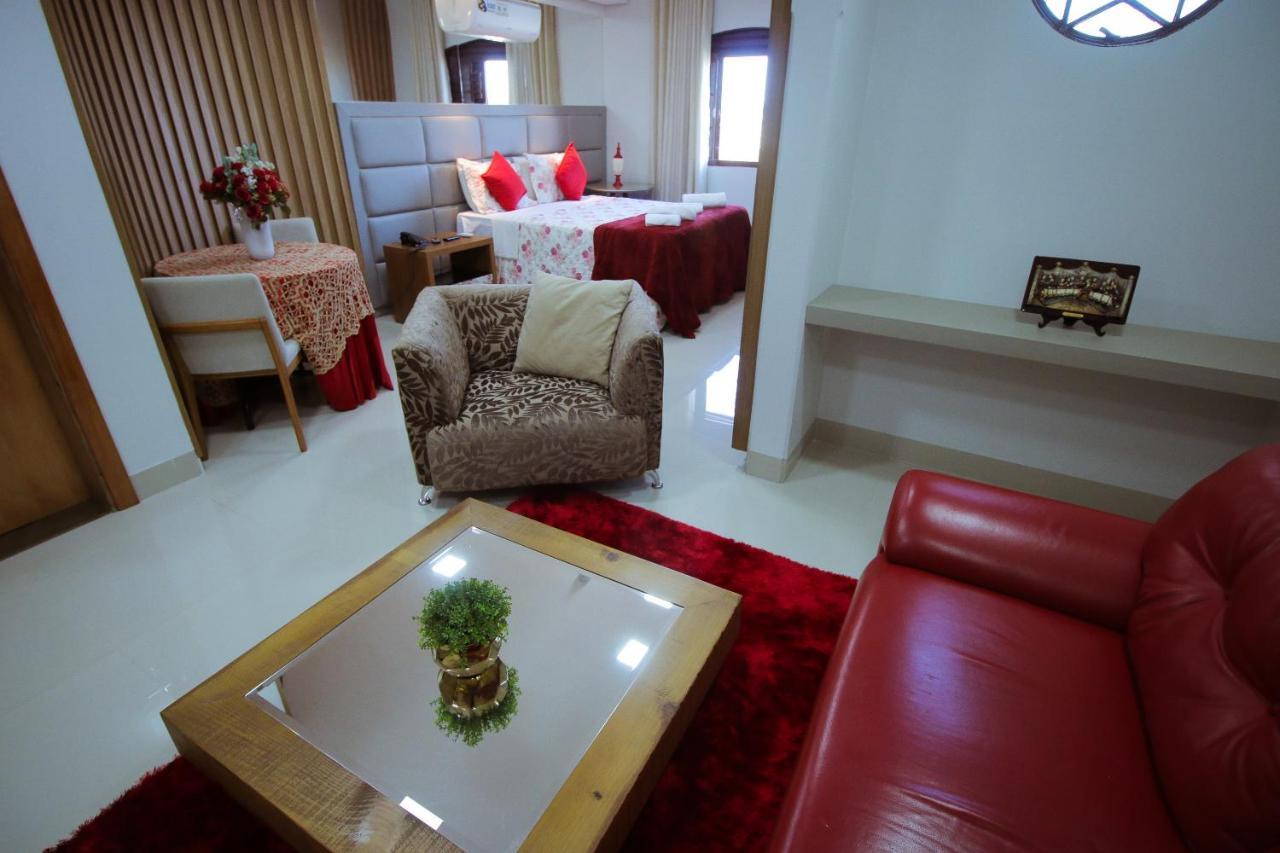 Piloes Palace Hotel Mineiros المظهر الخارجي الصورة